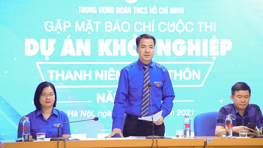 Anh Ngô Văn Cương thông tin tại buổi gặp gỡ báo chí. ẢNH DƯƠNG TRIỀU