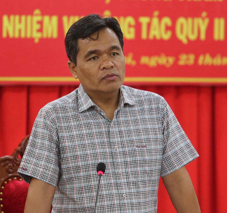 Bí thư Tỉnh ủy Hồ Văn Niên phát biểu kết luận tại hội nghị. Ảnh: Văn Ngọc