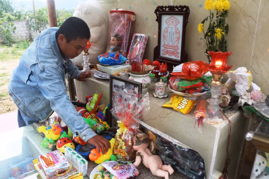 Mang đồ chơi, thú nhồ bông lên cho các “thiên thần”