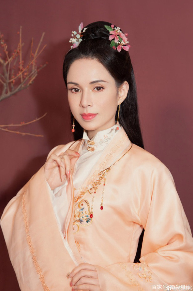 Dù đã nỗ lực hết mình vun đắp cho mối quan hệ này, nhưng không có quả ngọt nào dành cho Lý Nhược Đồng.