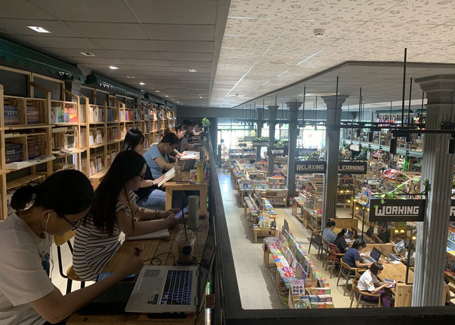 Không gian yên tĩnh thích hợp để đọc sách, làm việc. ẢNH: TÚ QUYÊN