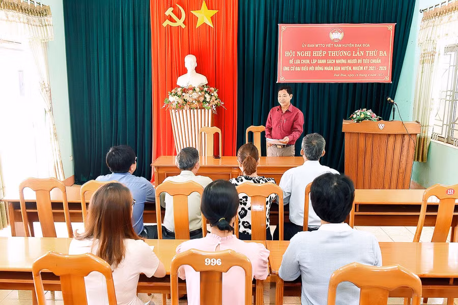 2.Đến nay, huyện Đăk Đoa đã hoàn thành hội nghị hiệp thương lần thứ ba thông qua qua danh sách những người đủ tiêu chuẩn ứng cử đại biểu HĐND tỉnh nhiệm kỳ 2016 - 2021.