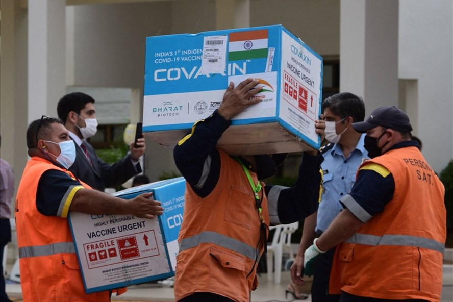 Ấn Độ đang gánh chịu hậu quả nặng nề từ đại dịch COVID-19. Ảnh: AFP