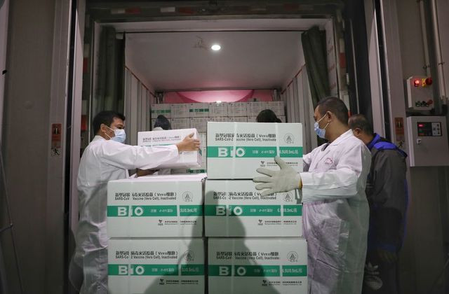 Giới chức tình báo Mỹ khẳng định chính sách ngoại giao vắc-xin Covid-19 là một trong những nỗ lực của Trung Quốc nhằm tìm kiếm ảnh hưởng toàn cầu. Ảnh: Reuters Giới chức tình báo Mỹ khẳng định chính sách ngoại giao vắc-xin Covid-19 là một trong những nỗ lực của Trung Quốc nhằm tìm kiếm ảnh hưởng toàn cầu. Ảnh: Reuters