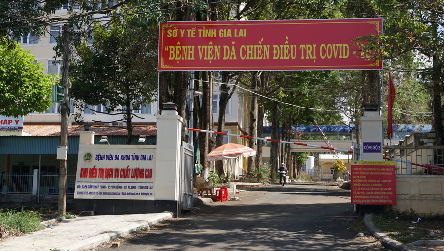  Bệnh viện dã chiến điều trị bệnh nhân Covid-19 sẽ giải thể từ ngày 5-4. Ảnh: Như Nguyện