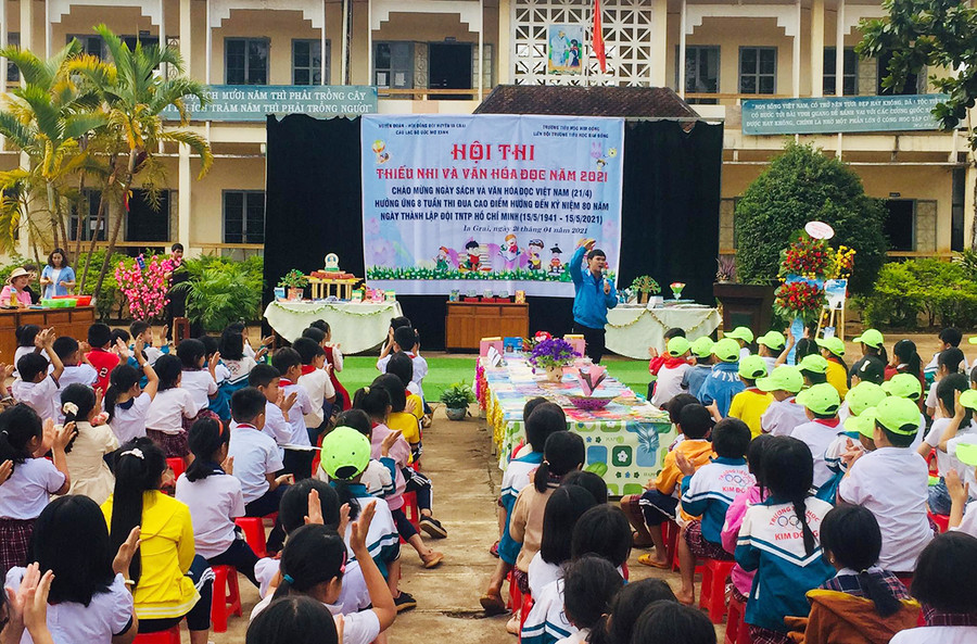  Toàn cảnh hội thi thiếu nhi và văn hóa đọc năm 2021 được tổ chức tại Trường Tiểu học Kim Đồng (huyện Ia Grai). Ảnh: Thủy Bình