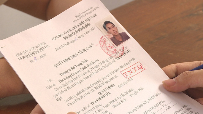 Quyết định truy nã đối tượng Trần Đình Hậu