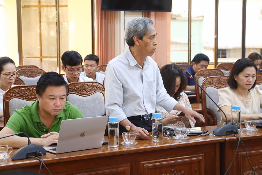 Nhiều vấn đề nổi cộm được các cơ quan thông tấn, báo chí nêu ra tại buổi họp báo. Ảnh: Quang Tấn Nhiều vấn đề nổi cộm được các cơ quan thông tấn, báo chí nêu ra tại buổi họp báo. Ảnh: Quang Tấn