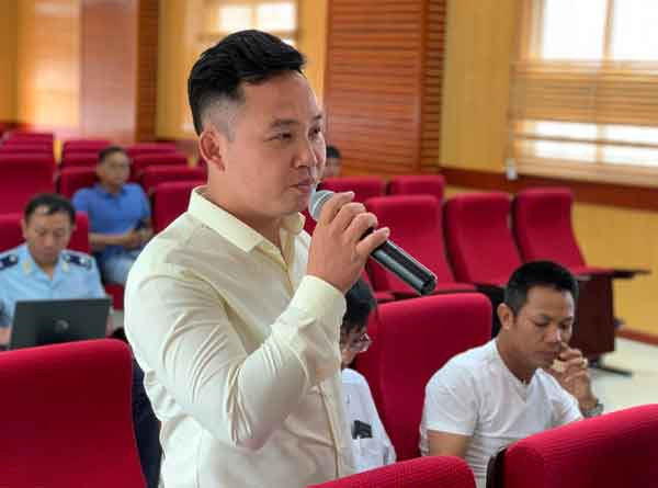 Ông Hoàng Minh Phú, đại diện Công ty Cổ phần Nông nghiệp Trường Hải phát biểu tại Hội nghị 