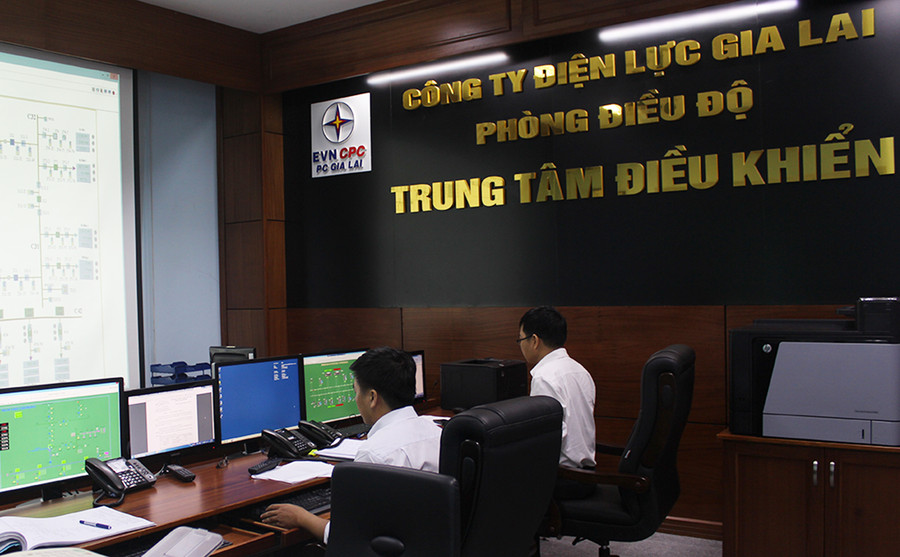 PC Gia Lai tích cực chuyển đổi số trong hoạt động sản xuất kinh doanh. Ảnh: Hà Duy PC Gia Lai tích cực chuyển đổi số trong hoạt động sản xuất kinh doanh. Ảnh: Hà Duy