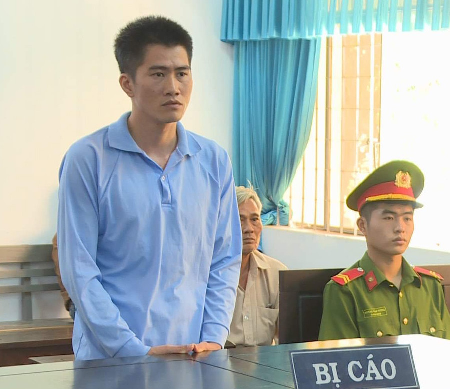 Bị cáo Nguyên tại phiên tòa phúc thẩm. ẢNH: HOÀNG BÌNH