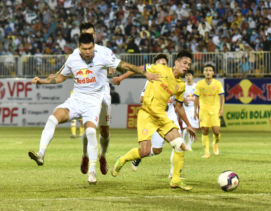 2 đội đã cống hiến 1 trận đấu kịch tính