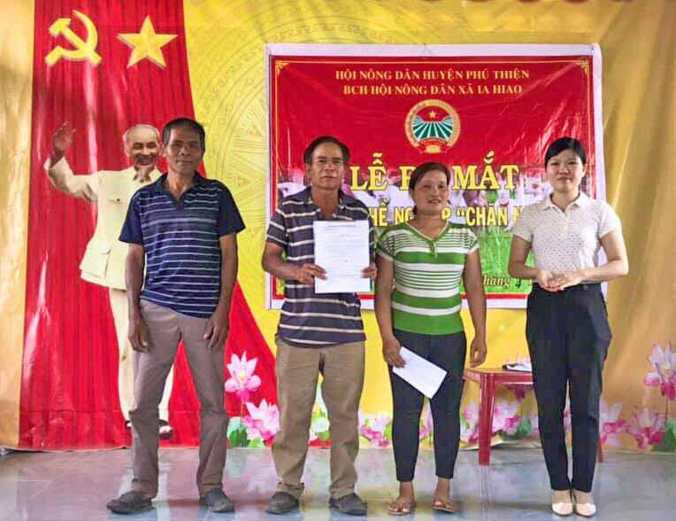 Ra mắt chi hội nghề nghiệp chăn nuôi dê xã Ia Hiao. Ảnh: Hà Phương