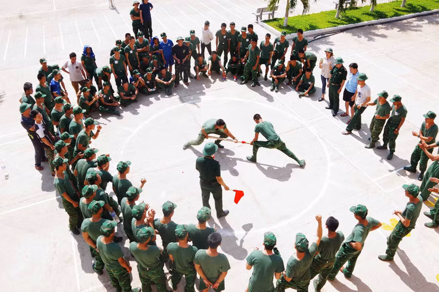 cán bộ, chiến sĩ Tiểu đoàn Huấn luyện Cơ động tổ chức nhiều hoạt động chào mừng ngày bầu cử