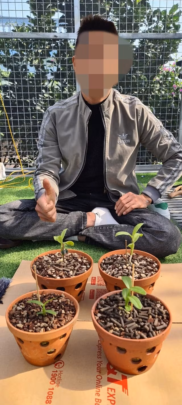  Giao dịch của anh Sự với chủ vườn bán lan đột biến mà anh Sự trình báo lừa đảo. Ảnh: NVCC