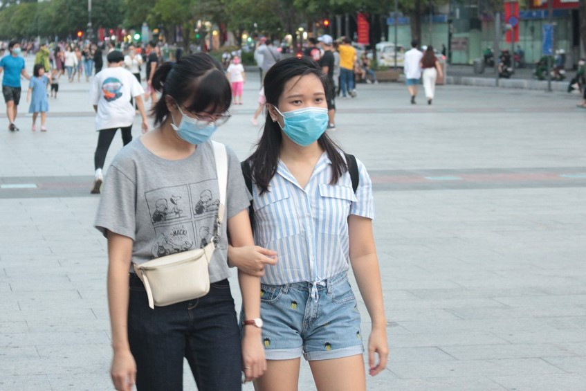Nhiều người trẻ quyết định không về quê, hạn chế đi chơi xa trong bối cảnh hiện tại - Ảnh: Tấn Đạt (ảnh minh họa) Nhiều người trẻ quyết định không về quê, hạn chế đi chơi xa trong bối cảnh hiện tại - Ảnh: Tấn Đạt (ảnh minh họa)
