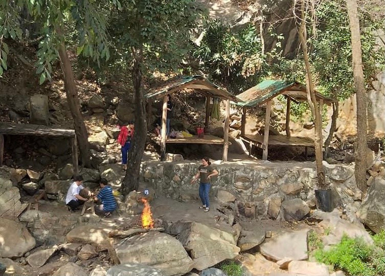 Khu du lịc Suối Đá 2 (xã Chư Băh, thị xã Ayun Pa) thu hút nhiều du khhách đến tham quan trải nghiệm. Ảnh: Vũ Chi