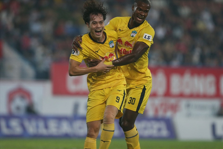 Hoàng Anh Gia Lai trước cơ hội bỏ xa Viettel trên bảng xếp hạng sau vòng 11 LS V.League 2021. Ảnh: Hoài Thu