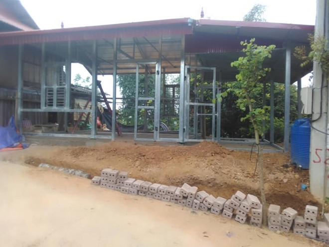 Căn nhà cho gia đình bé N. được xây dựng từ nguồn tài trợ.