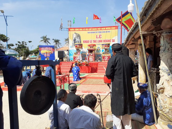 Hằng năm, Lễ Khao lề thế lính Hoàng Sa là nghi lễ quan trọng tại đảo Lý Sơn