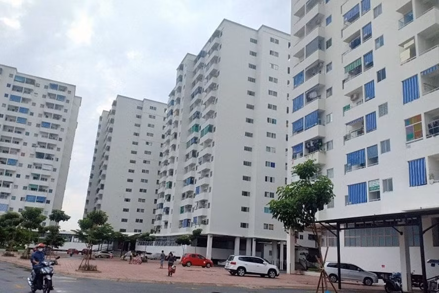 Vẫn còn quá nhiều rào cản về thủ tục và quy định khiến nguồn cung nhà ở xã hội ngày càng 