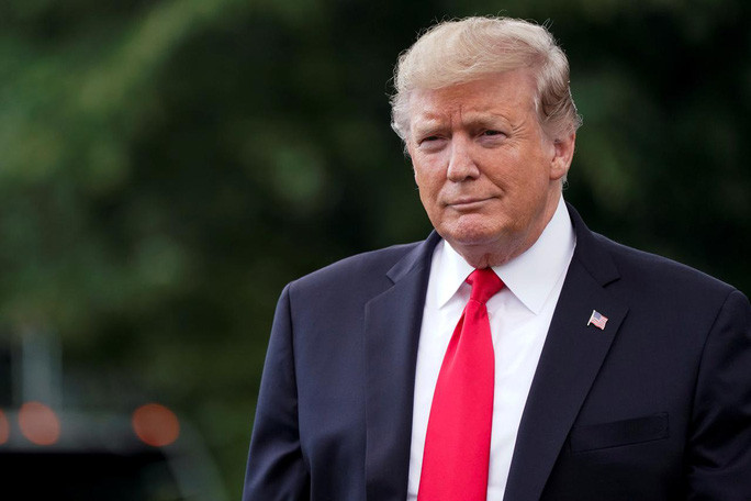 Cựu Tổng thống Donald Trump đã rơi gần 300 bậc trong danh sách tỉ phú của Tạp chí Forbes. Ảnh: Reuters