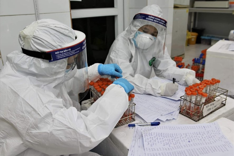 Xét nghiệm COVID-19. Ảnh: Bộ Y tế