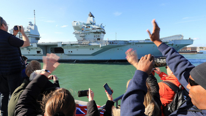 Tàu sân bay HMS Queen Elizabeth sẽ tới biển Đông vào tháng 5. Ảnh: Sky News Tàu sân bay HMS Queen Elizabeth sẽ tới biển Đông vào tháng 5. Ảnh: Sky News