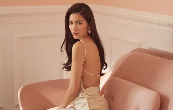 Khoảnh khắc nóng bỏng của bà mẹ hai con được chia sẻ trên trang cá nhân ẢNH: FBNV