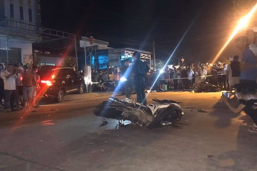  Lái xe say rượu gây tai nạn liên hoàn tại huyện Đại Lộc, tỉnh Quảng Nam, ngày 9.4. Ảnh: Công Huy