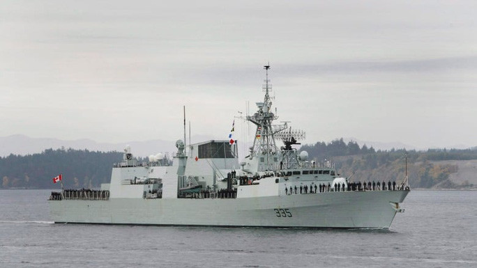 Tàu chiến HMCS Calgary. Ảnh: The Canadian Press