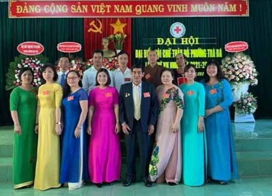 Ban Chấp hành Hội CTĐ phường Trà Bá (TP. Pleiku) nhiệm kỳ 2021-2026 ra mắt nhận nhiệm vụ. Ảnh: Hoàng Cư