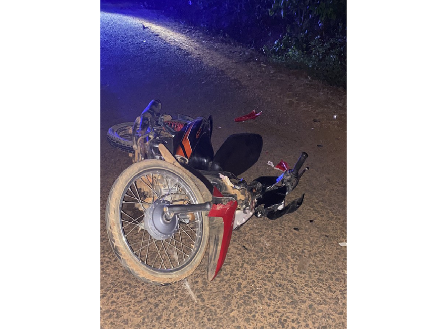 Hiện trường vụ tai nạn. Ảnh: Minh Hiếu  Hiện trường vụ tai nạn. Ảnh: Minh Hiếu