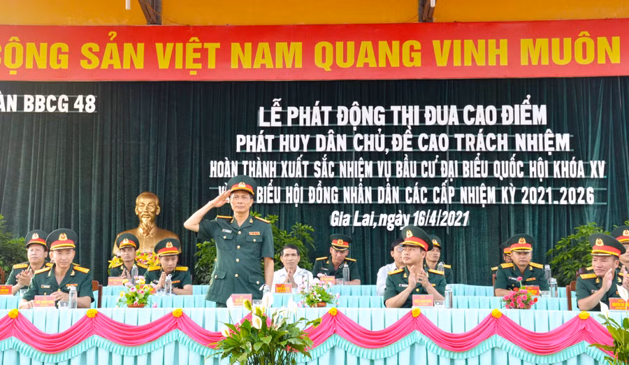 Các đại biểu tham dự lễ phát động