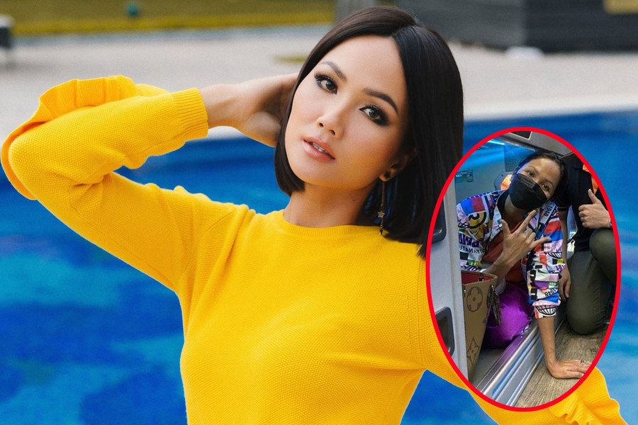 H'Hen Niê cho biết vì không còn chuyến bay nên cô chọn xe khách di chuyển để kịp giờ dự sự kiện tại TP.HCM. ẢNH: FBNV/CHỤP MÀN HÌNH