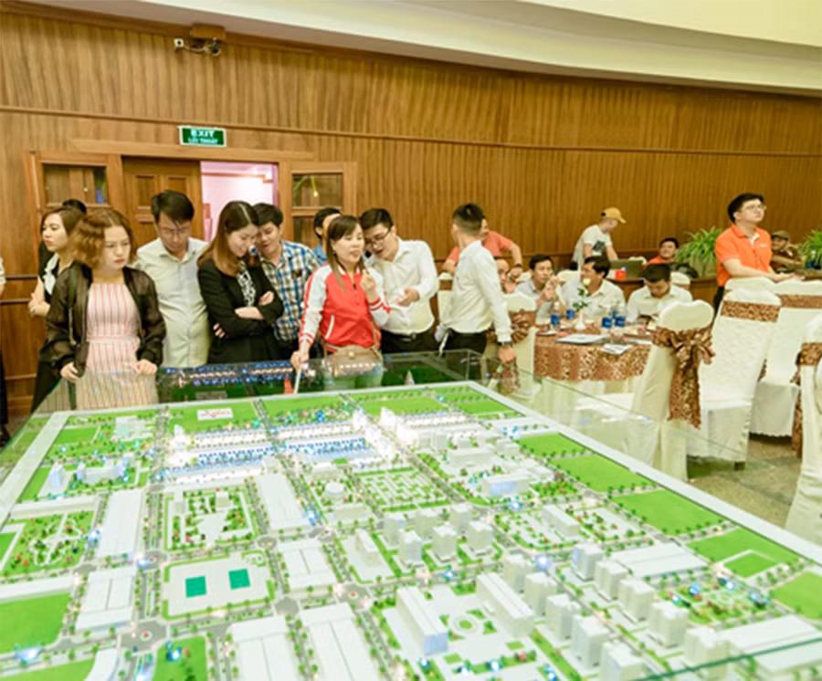 Quý nhà đầu tư bất động sản quan tâm đến dự án TNR Stars Đak Đoa trong sự kiện Quý nhà đầu tư bất động sản quan tâm đến dự án TNR Stars Đak Đoa trong sự kiện