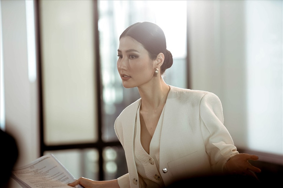 Nhưng sau tất cả, cô cảm thấy vui vì bước qua được giai đoạn khó khăn và tìm cho mình hướng đi mới mẻ. Ảnh: NSCC