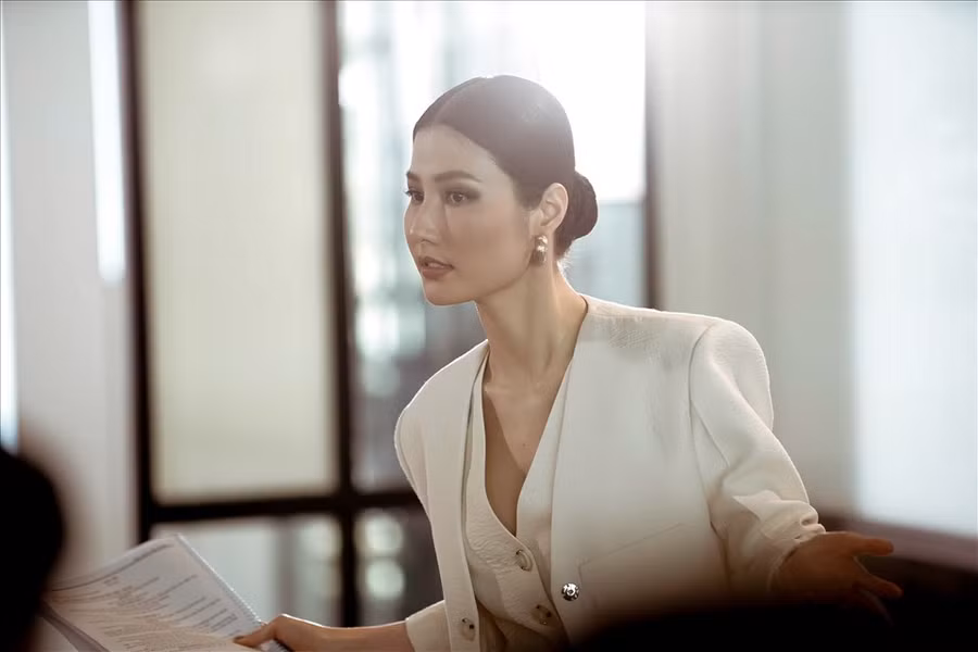 Nhưng sau tất cả, cô cảm thấy vui vì bước qua được giai đoạn khó khăn và tìm cho mình hướng đi mới mẻ. Ảnh: NSCC