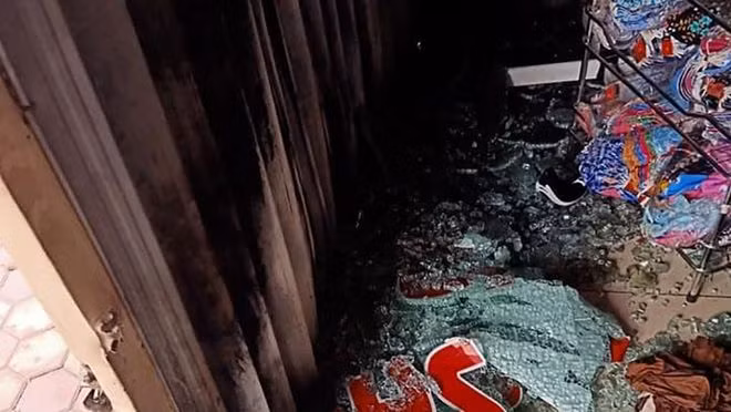 Hiện trường vụ phóng hỏa - ẢNH PHÚC NGƯ