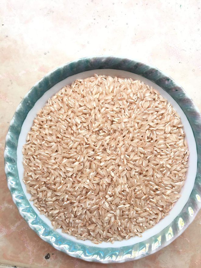 Gạo Mắt rồng - hậu duệ của gạo Huyết rồng đã thất truyền. Gạo Mắt rồng - hậu duệ của gạo Huyết rồng đã thất truyền.