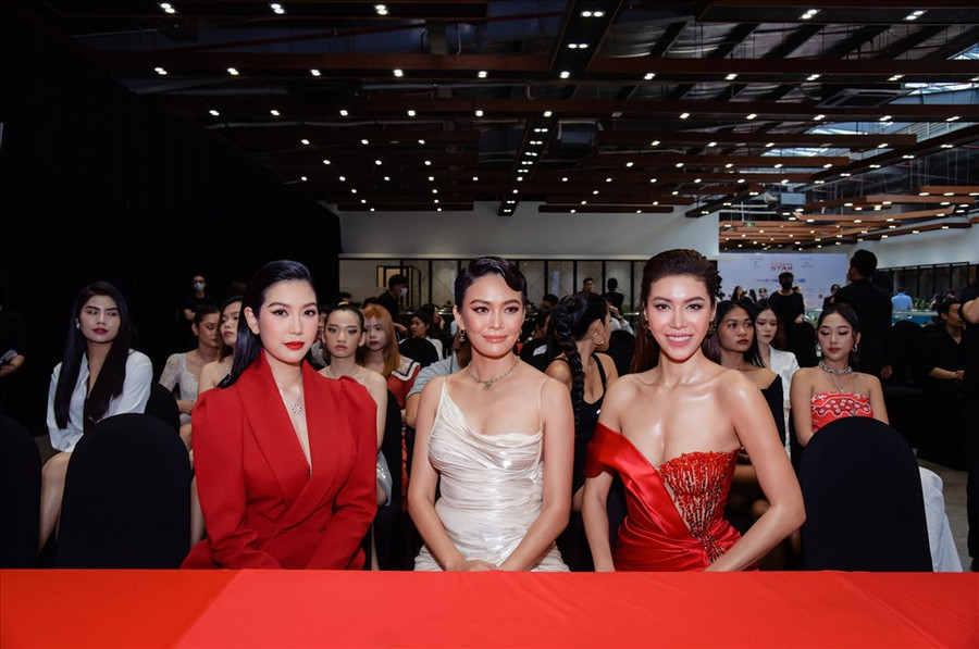 Với kinh nghiệm mà bản thân tích lũy được, 3 người đẹp mong muốn sẽ tìm kiếm được những gương mặt xuất sắc và đạt được kì vọng của khán giả. Ảnh: NSCC.