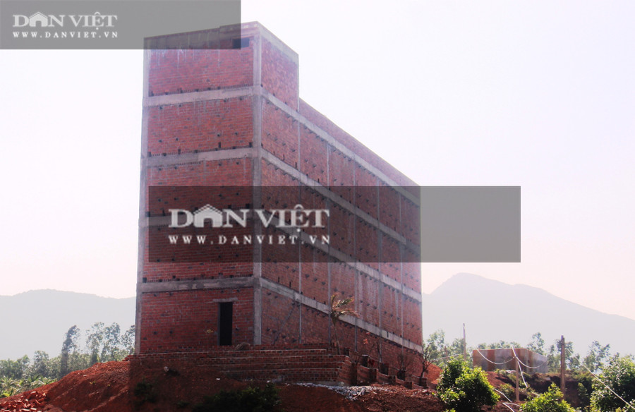 Công trình sắp được hoàn thành, với quy mô 4 tầng. Ảnh: Dũ Tuấn.