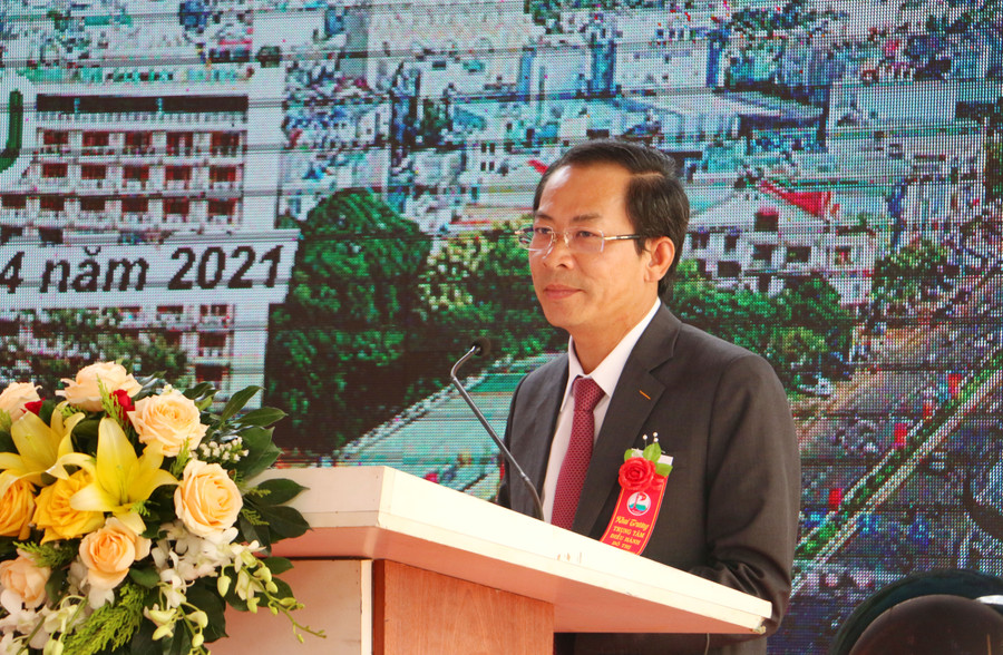 Phó Chủ tịch Thường trực UBND tỉnh Đỗ Tiến Đông phát biểu tại buỗi lễ. Ảnh: Quang Tấn Phó Chủ tịch Thường trực UBND tỉnh Đỗ Tiến Đông phát biểu tại buỗi lễ. Ảnh: Quang Tấn