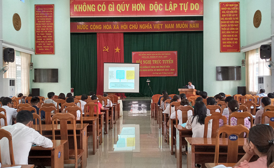 Quang cảnh hội nghị. Ảnh: Hồng Thương  Quang cảnh hội nghị. Ảnh: Hồng Thương