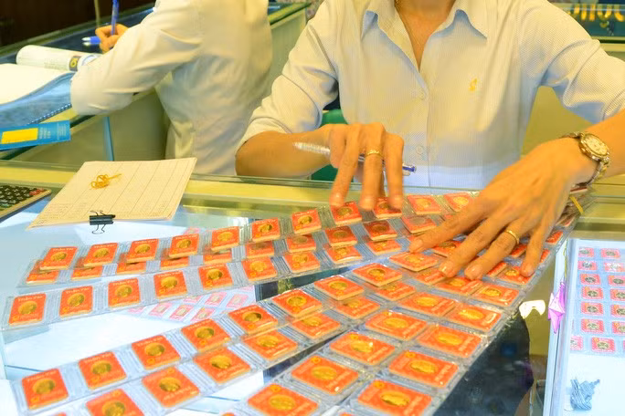  Giá vàng trong nước đi xuống vào cuối tuần
