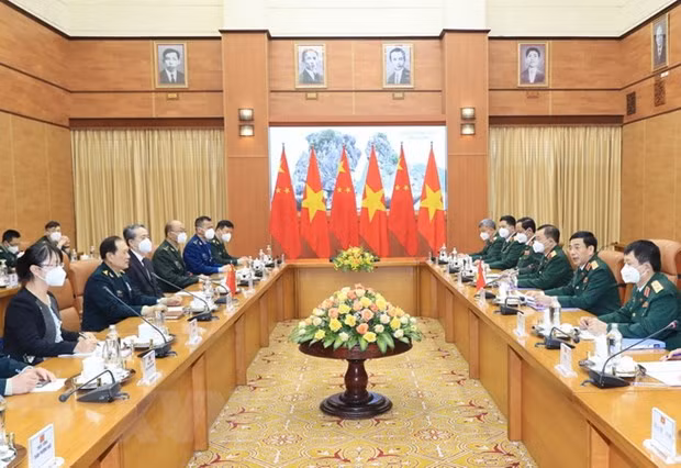 Bộ trưởng Bộ Quốc phòng Phan Văn Giang hội đàm với Bộ trưởng Bộ Quốc phòng Ngụy Phượng Hòa. (Ảnh: Trọng Đức/TTXVN) Bộ trưởng Bộ Quốc phòng Phan Văn Giang hội đàm với Bộ trưởng Bộ Quốc phòng Ngụy Phượng Hòa. (Ảnh: Trọng Đức/TTXVN)