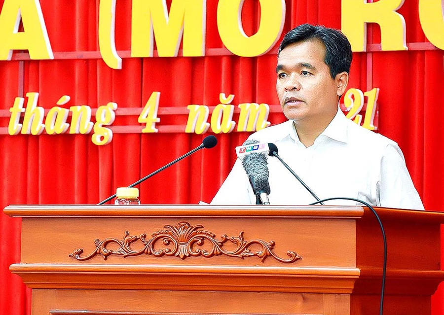 Bí thư Tỉnh ủy Hồ Văn Niên phát biểu tại hội nghị. Ảnh: Đức Thụy Bí thư Tỉnh ủy Hồ Văn Niên phát biểu tại hội nghị. Ảnh: Đức Thụy