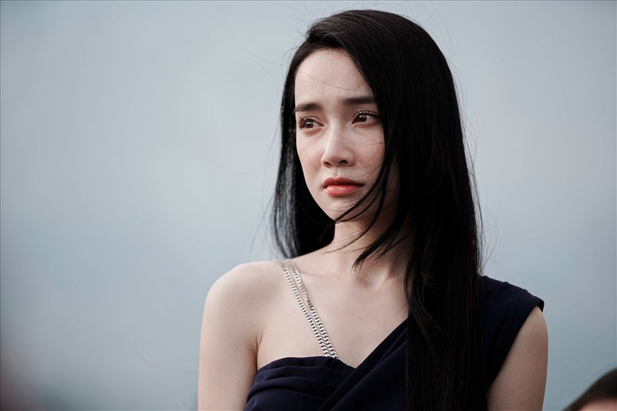 Ở quãng thời gian thanh xuân ngắn ngủi của con gái, mỗi người lại lựa chọn một lối đi riêng cho mình. Nhã Phương cũng không ngoại lệ. Ảnh: NSCC