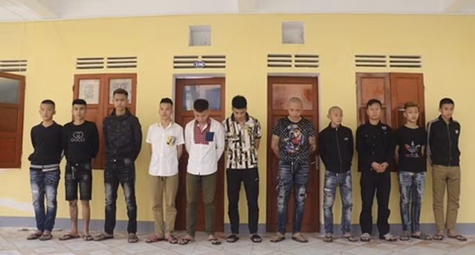  Các đối tượng liên quan bị cơ quan công an bắt giữ.