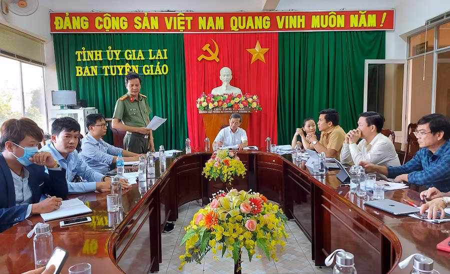 Quang cảnh buổi làm việc. Ảnh: Thiên Di Quang cảnh cuộc họp. Ảnh: Thiên Di